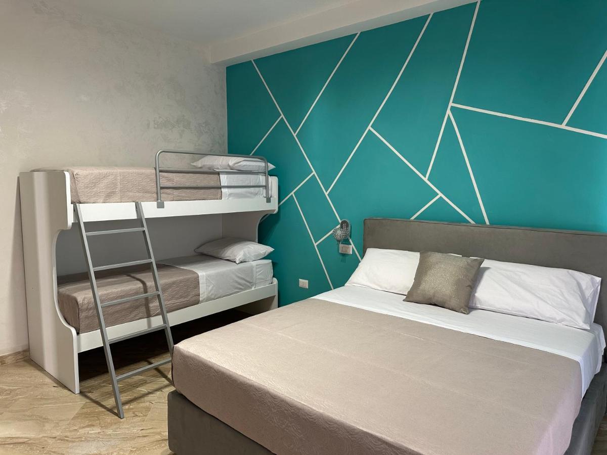 Al Centro Bed and Breakfast Formia Exteriör bild