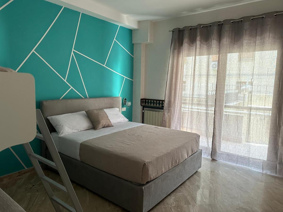Al Centro Bed and Breakfast Formia Exteriör bild